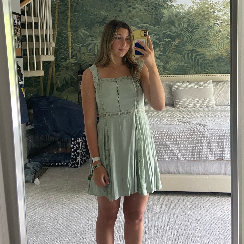 Women’s Short Dress